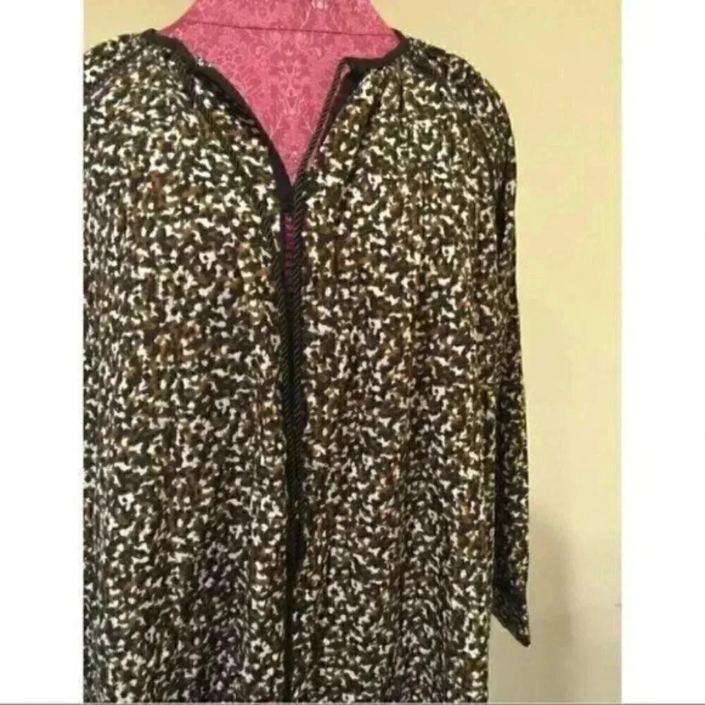 Michael Michael Kors Lightweight Animal Print - Picture 4 of 12